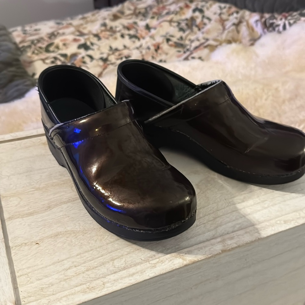 Women’s Dansko clog